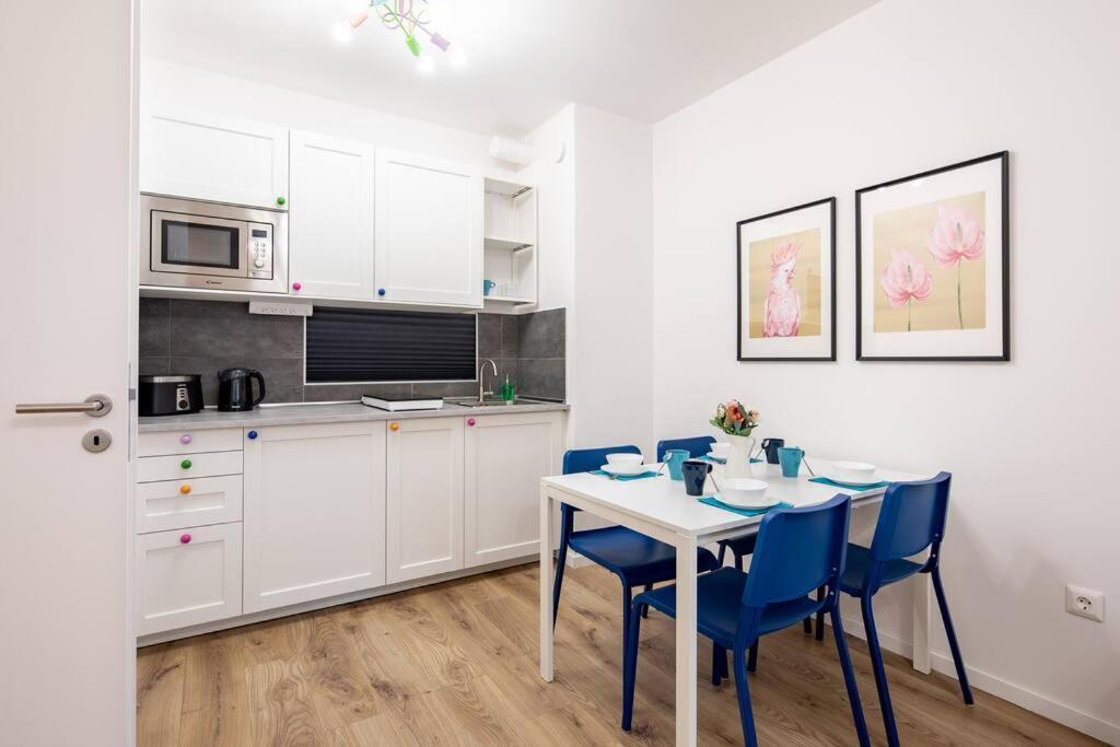 Marone 209 ~ Ac/balcony/indoor Parking Apartman Budapest